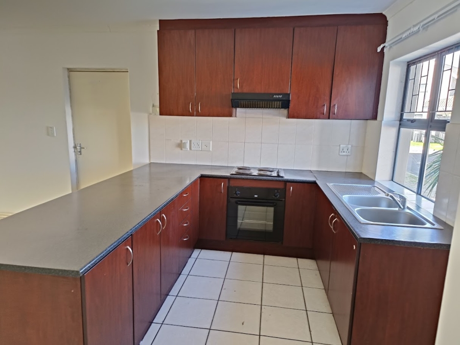 To Let 3 Bedroom Property for Rent in Parklands Western Cape